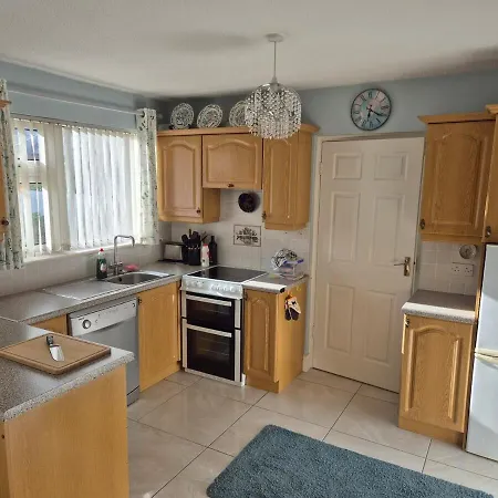 Spacious 3 Bed In Casa vacanze