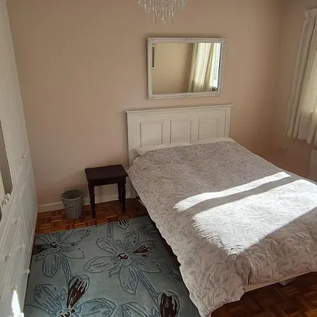 Spacious 3 Bed In Casa vacanze Carrigaline