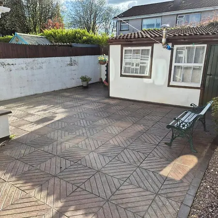 Spacious 3 Bed In Casa vacanze Carrigaline